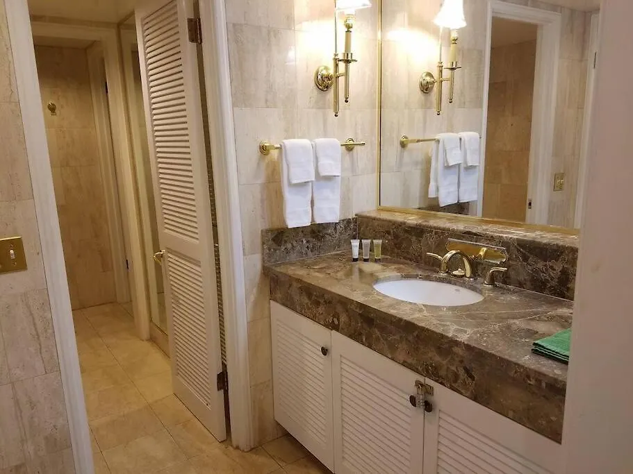 Appartement Brooks Beach Vacations 4 Star Wyndham Resort 2003 Waikiki Honolulu